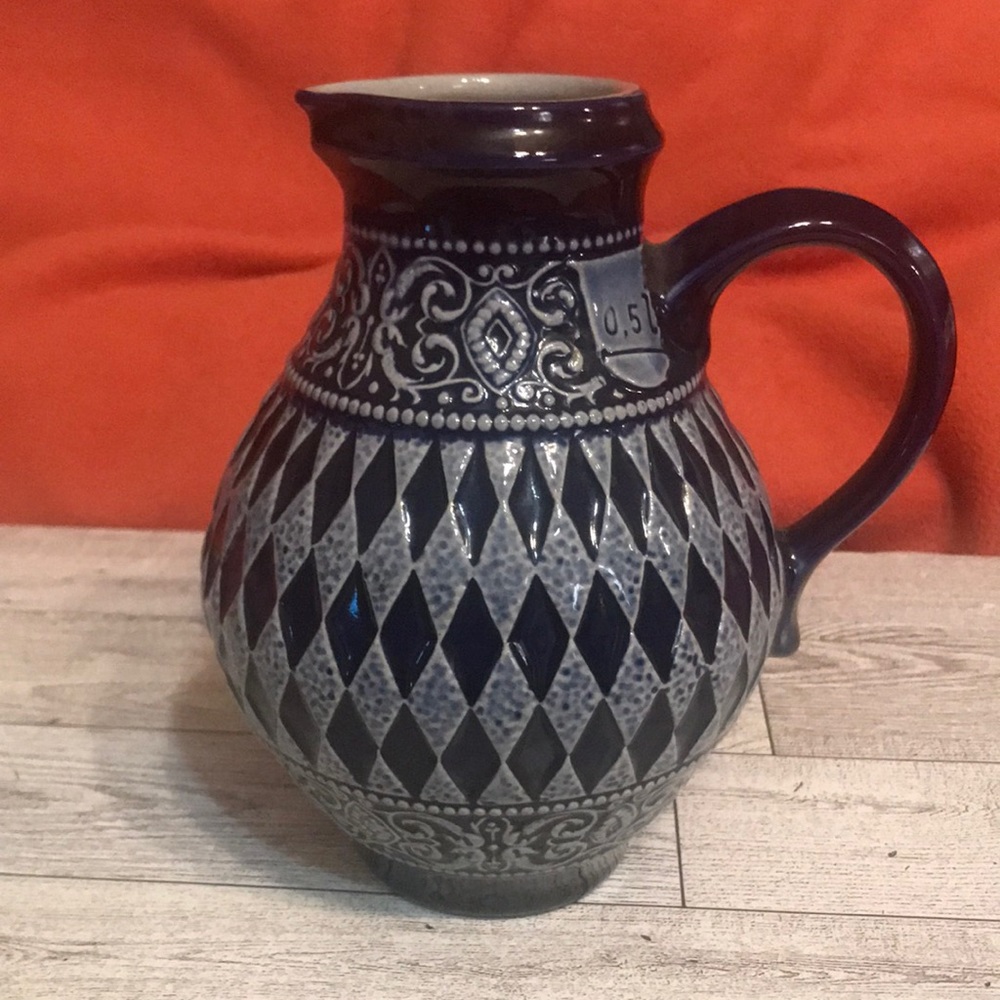 VINTAGE MARZI & REMY PITCHER